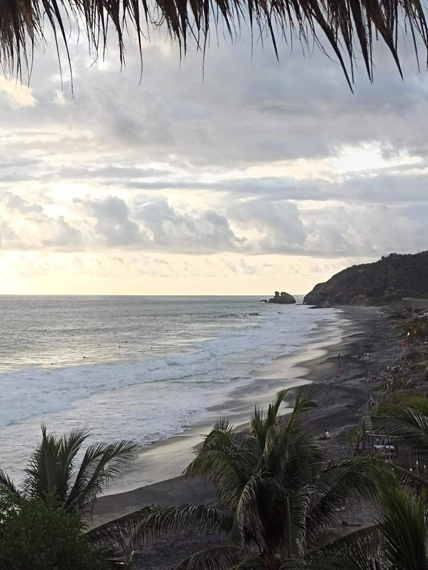 Punta Sur, Frente Al Mar Y El Atardecer Hotel Масунте Екстериор снимка