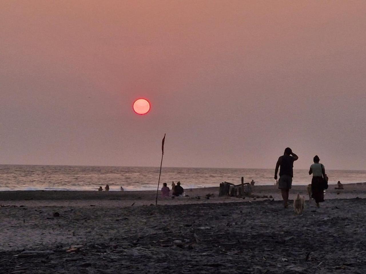 Punta Sur, Frente Al Mar Y El Atardecer Hotel Масунте Екстериор снимка